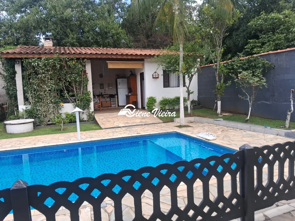 Chácara, 3 quartos, 800 m² - Foto 1