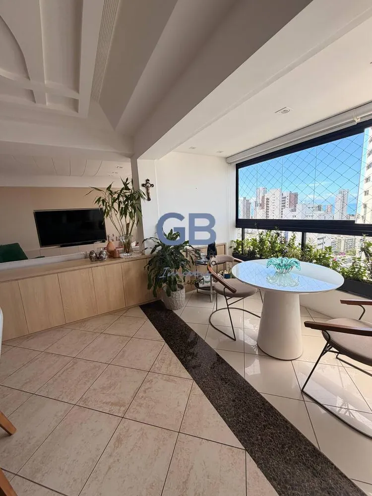 Apartamento, 3 quartos, 188 m² - Foto 1