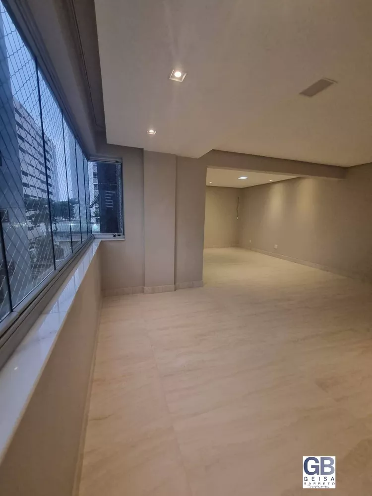 Apartamento à venda com 3 quartos, 126m² - Foto 1