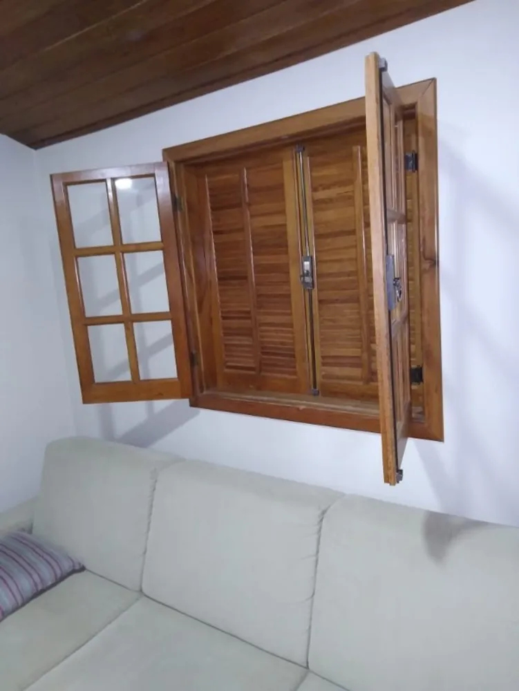 Casa, 3 quartos, 180 m² - Foto 1