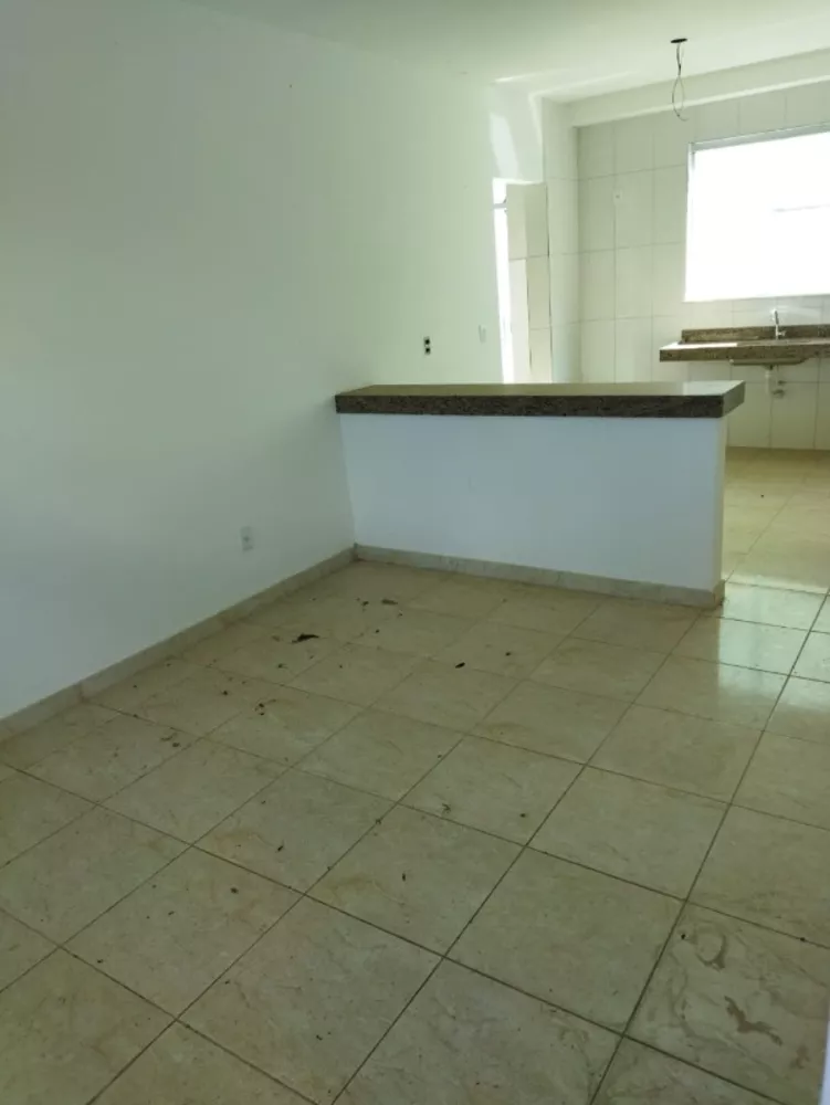 Apartamento à venda com 2 quartos, 50m² - Foto 2