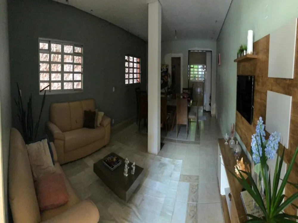 Casa, 3 quartos, 205 m² - Foto 1
