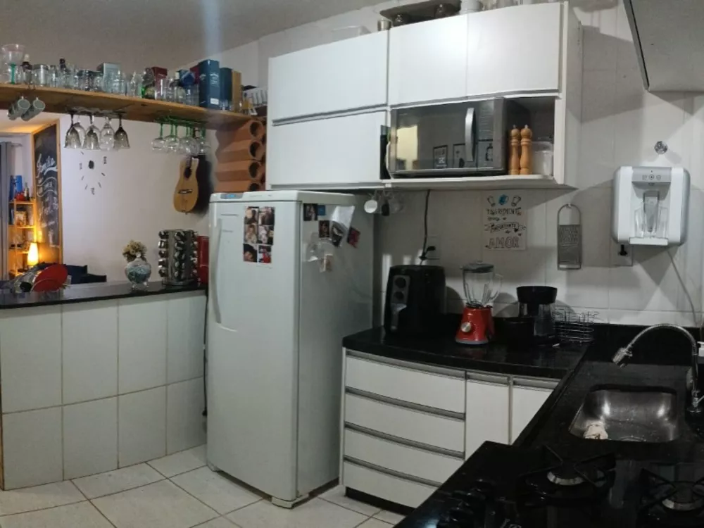 Casa à venda com 2 quartos, 180m² - Foto 3