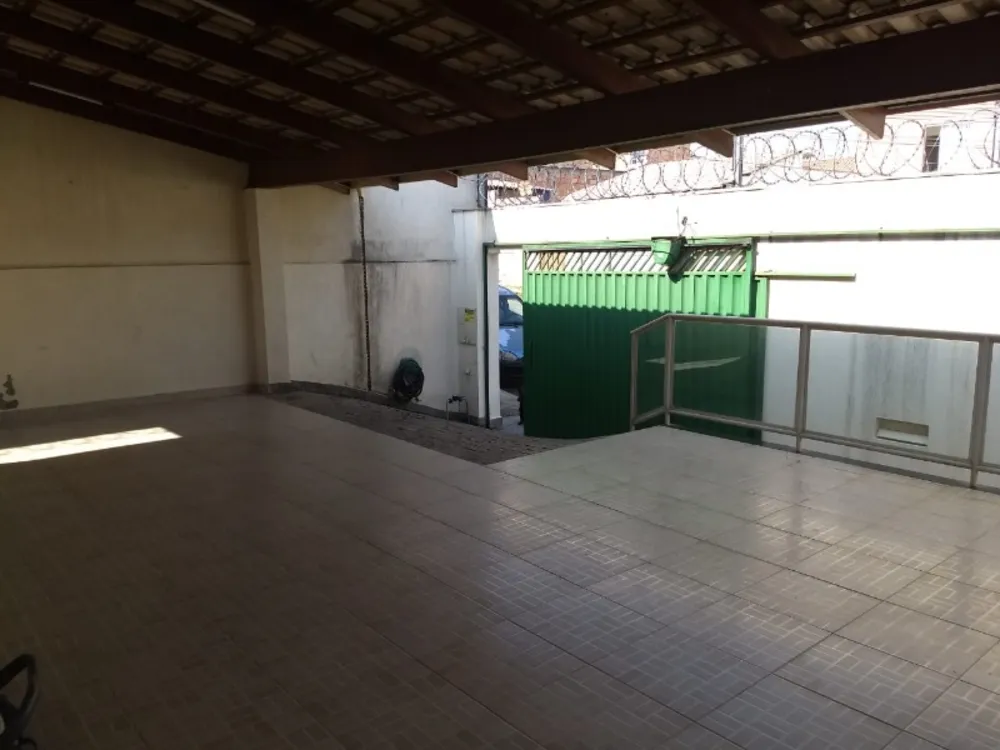 Casa, 3 quartos, 300 m² - Foto 11