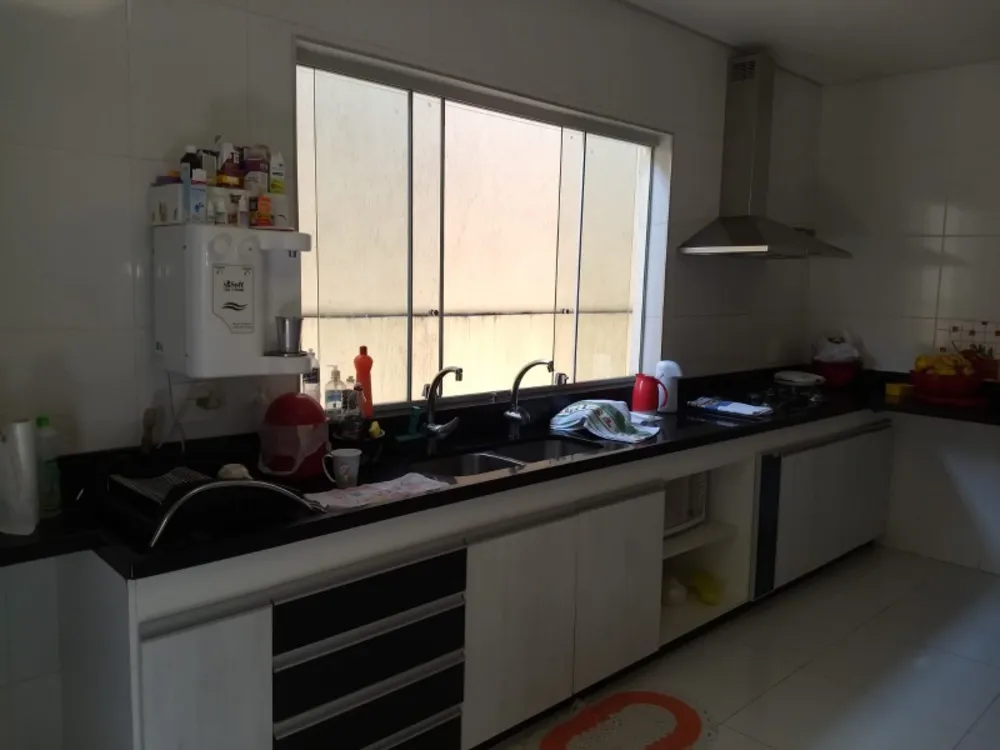 Casa, 3 quartos, 300 m² - Foto 3
