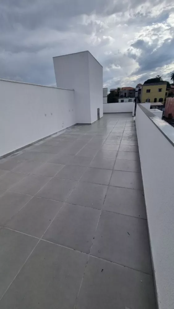 Casa à venda com 3 quartos, 100m² - Foto 4