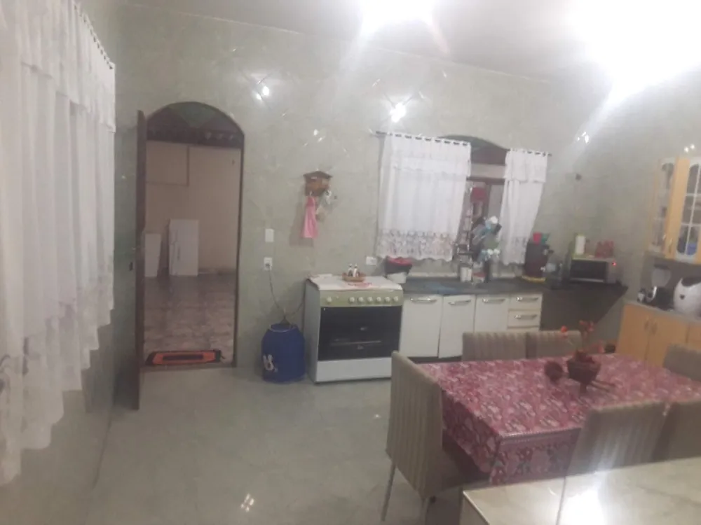 Casa, 2 quartos, 180 m² - Foto 2