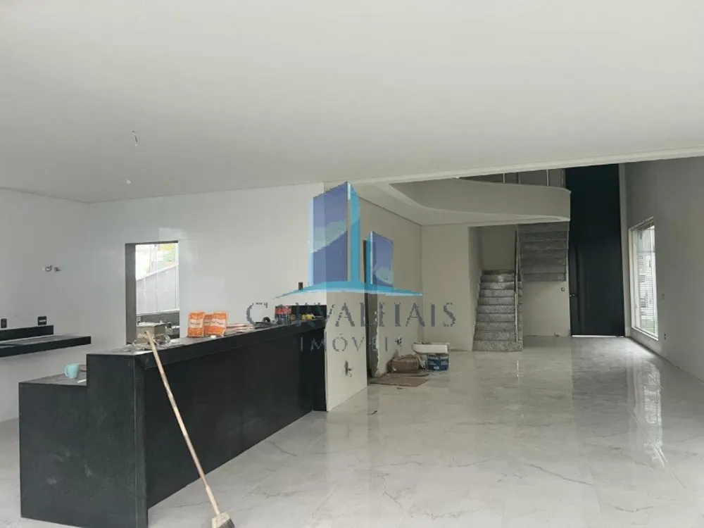 Casa, 4 quartos, 300 m² - Foto 4