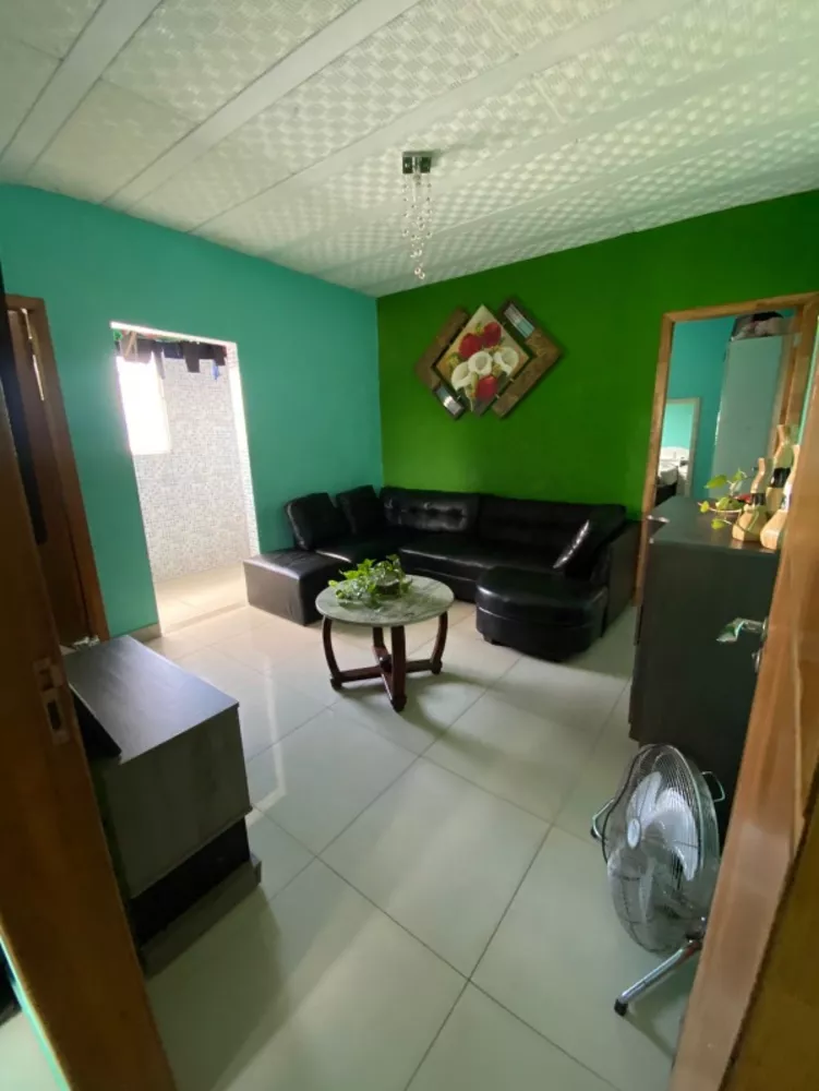 Casa à venda com 3 quartos, 140m² - Foto 2