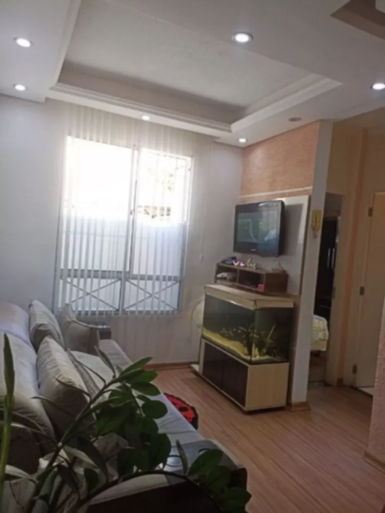 Apartamento à venda com 2 quartos, 45m² - Foto 1