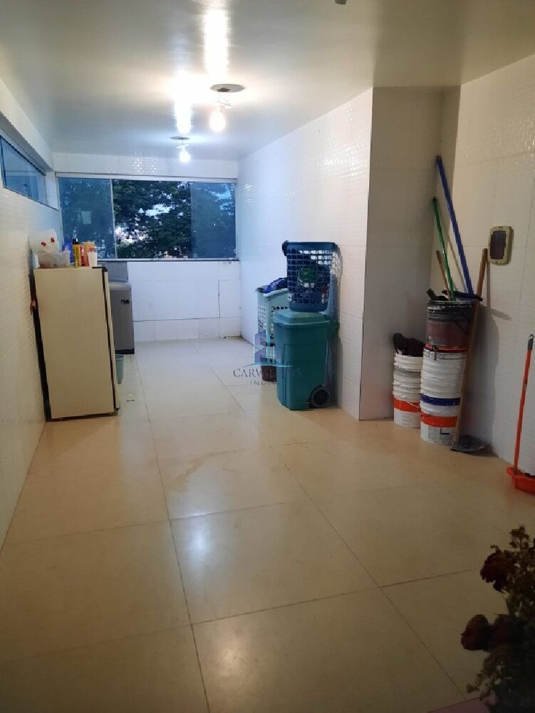 Casa à venda com 4 quartos, 150m² - Foto 12