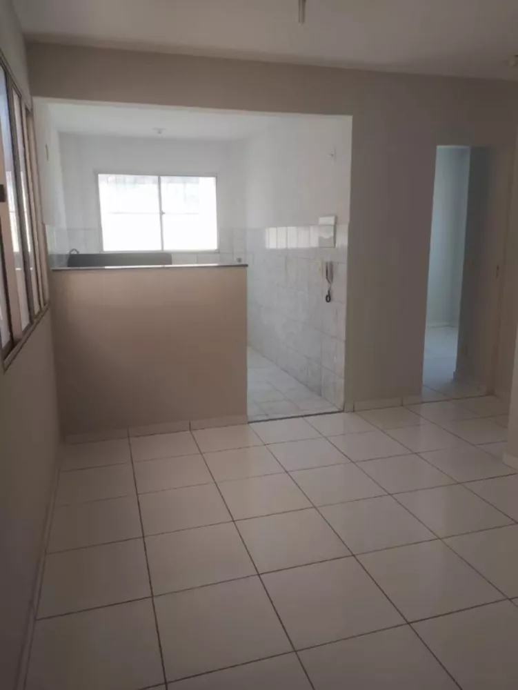 Apartamento à venda com 2 quartos, 45m² - Foto 3