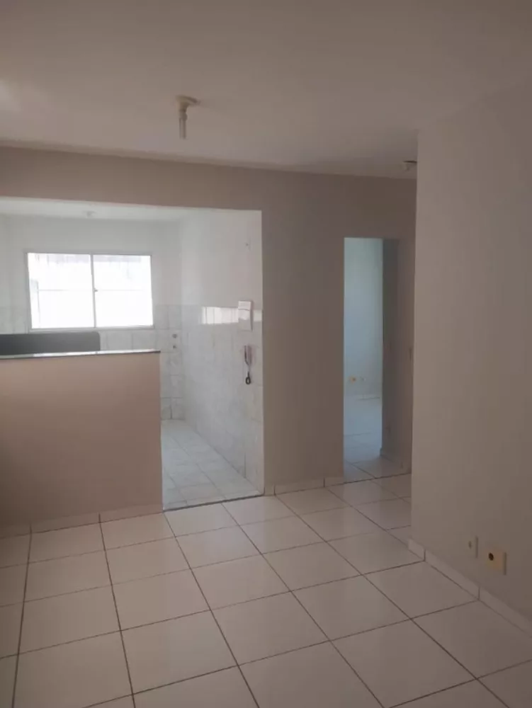 Apartamento à venda com 2 quartos, 45m² - Foto 2