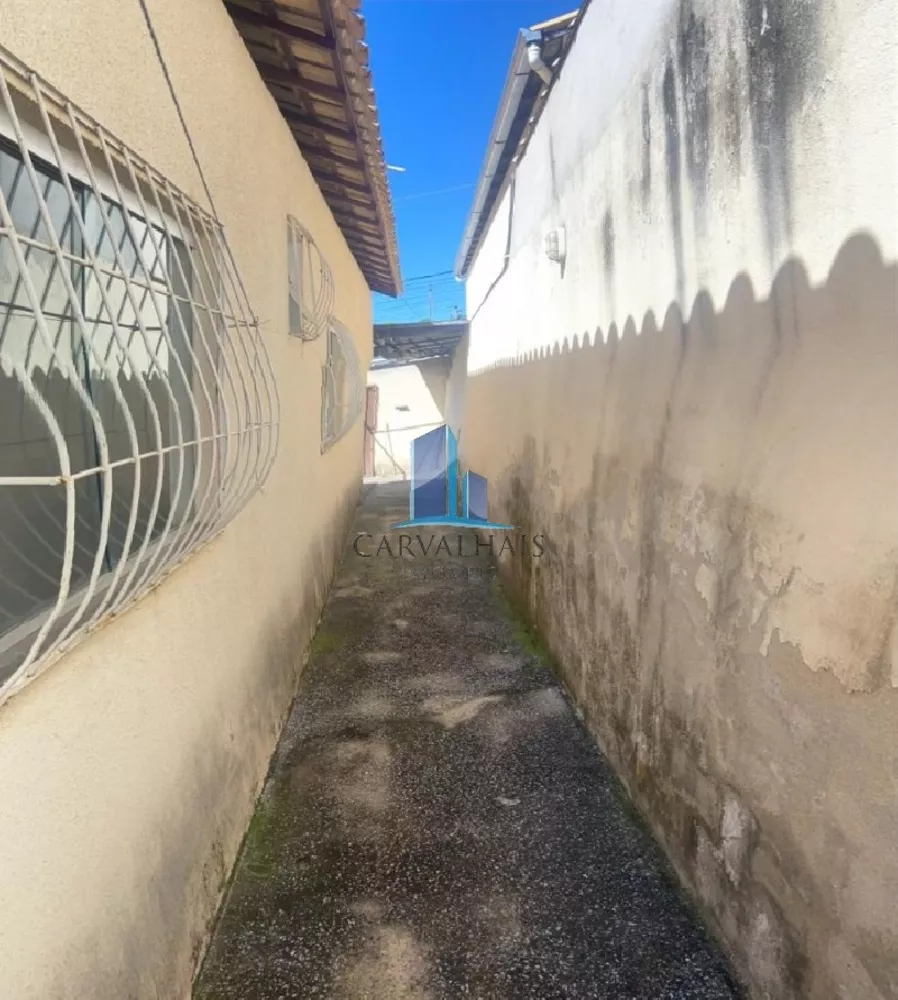 Casa à venda com 3 quartos, 200m² - Foto 22