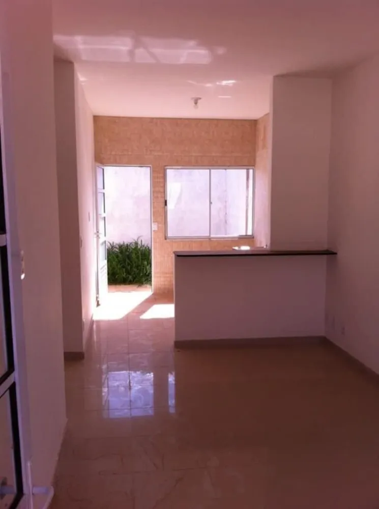 Casa, 2 quartos, 100 m² - Foto 2