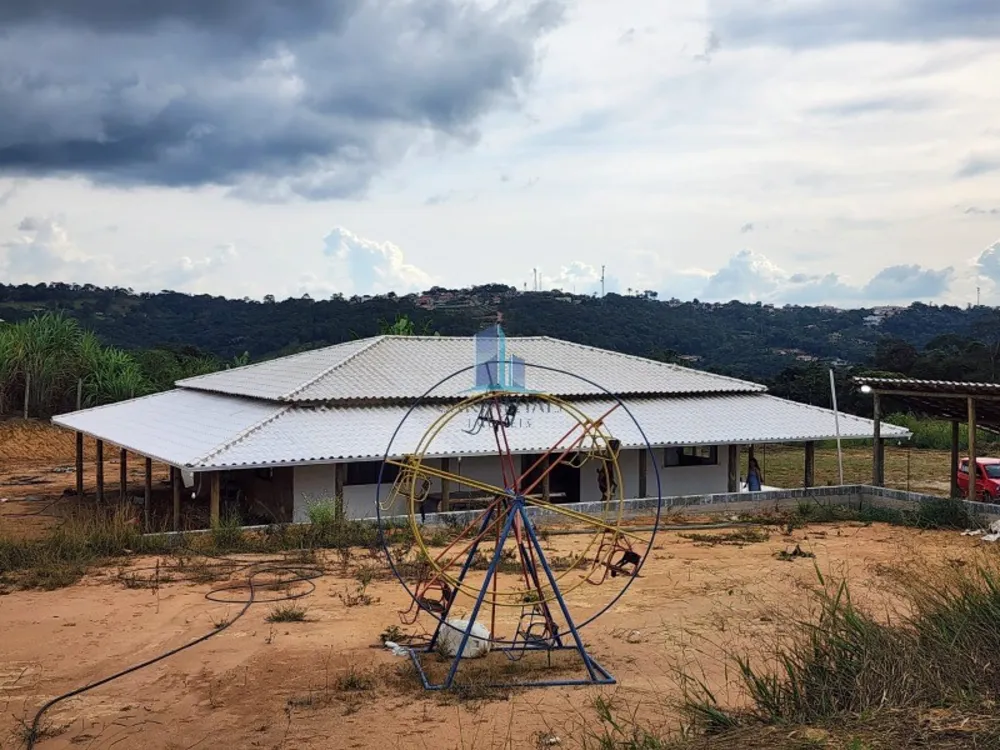 Sítio, 4 quartos, 20000 m² - Foto 1