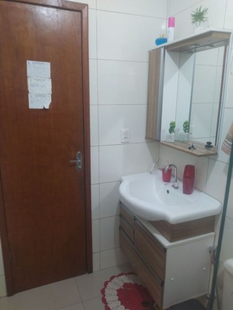 Casa à venda com 4 quartos, 110m² - Foto 11