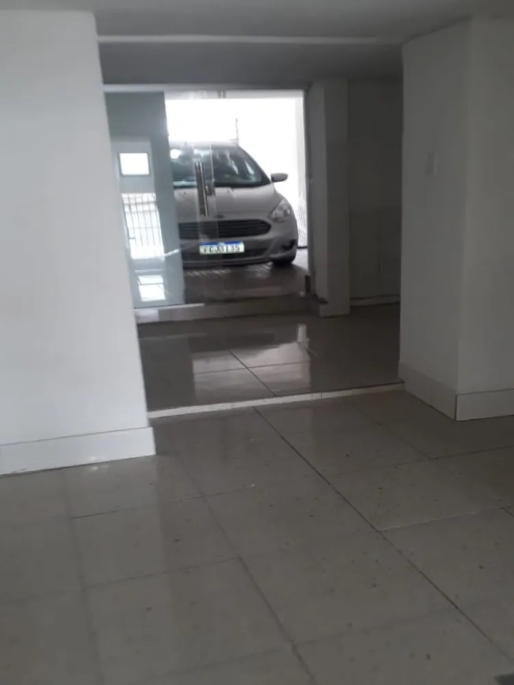 Casa, 5 quartos, 220 m² - Foto 2