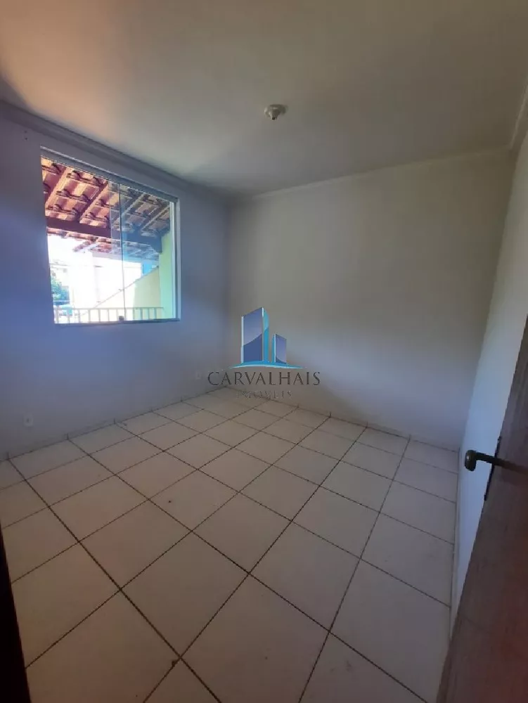 Casa à venda com 2 quartos, 120m² - Foto 13