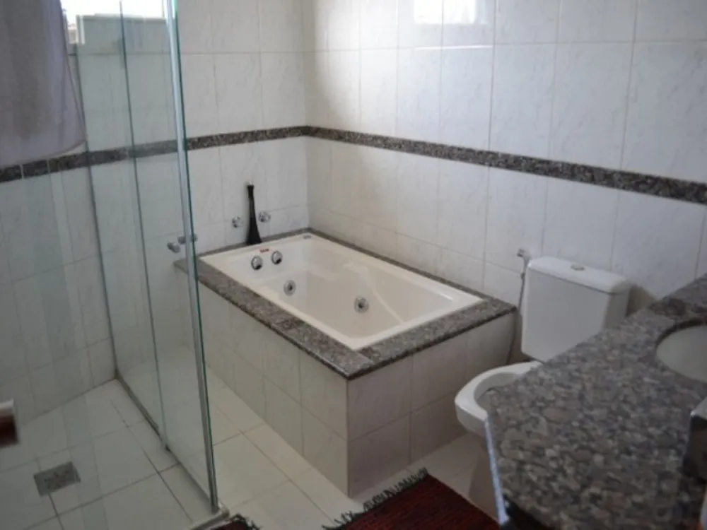 Casa, 4 quartos, 250 m² - Foto 4
