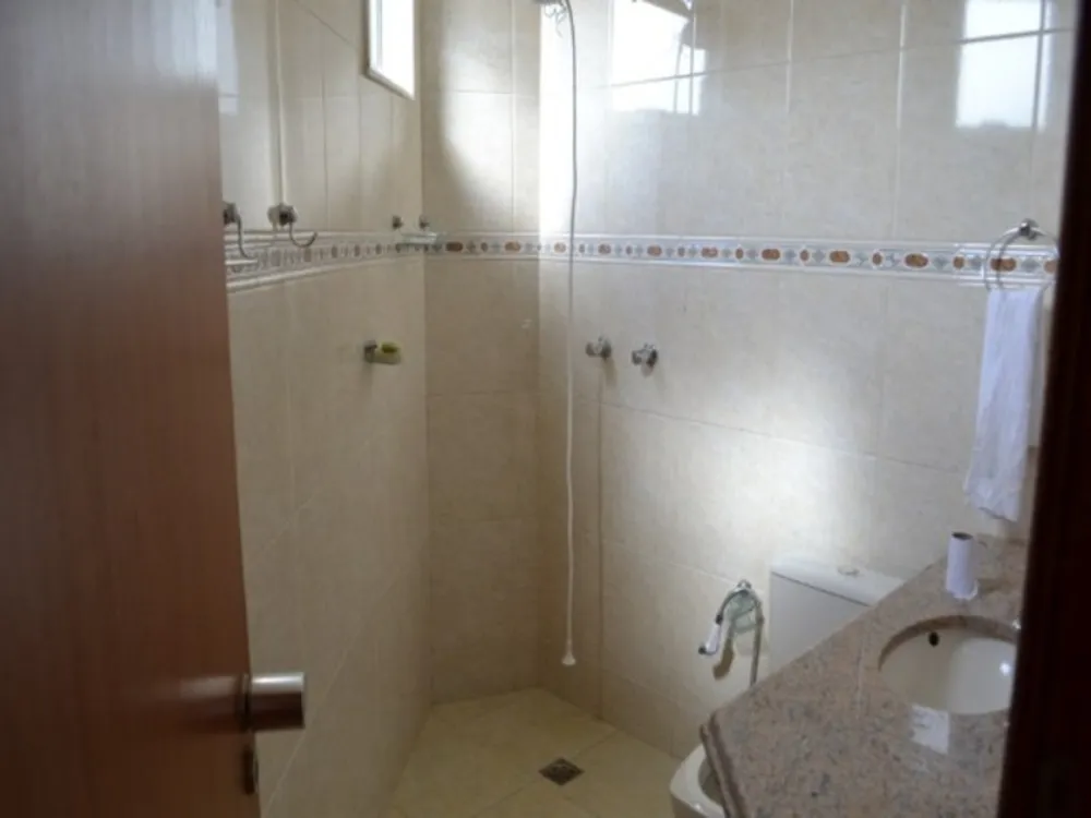 Casa, 4 quartos, 250 m² - Foto 10