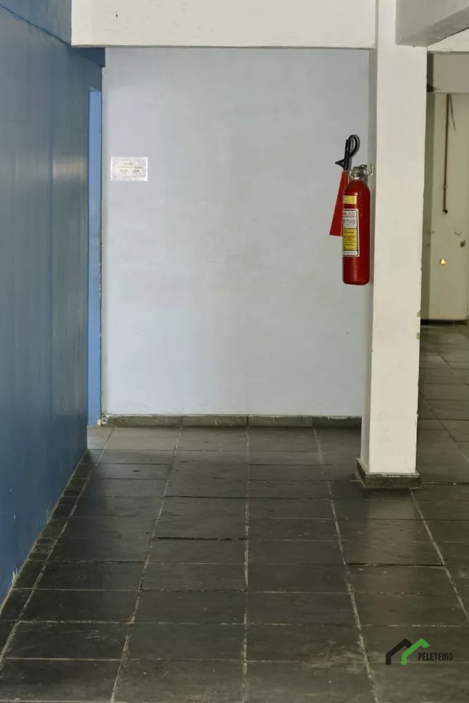 Prédio Inteiro - Foto 18