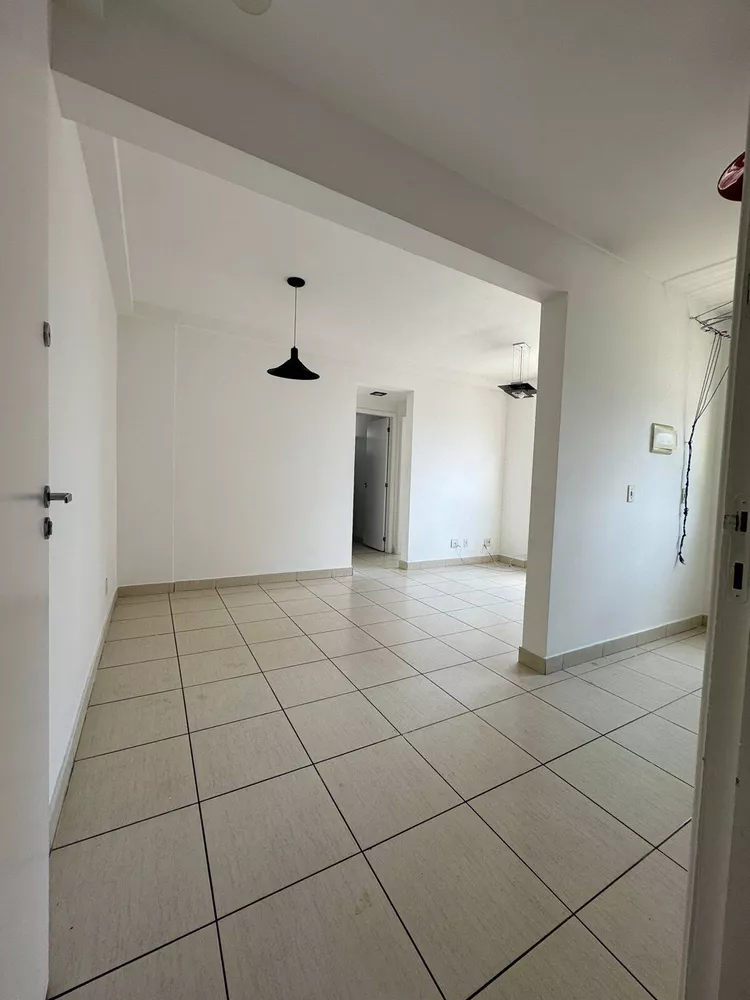 Apartamento à venda com 2 quartos, 55m² - Foto 1