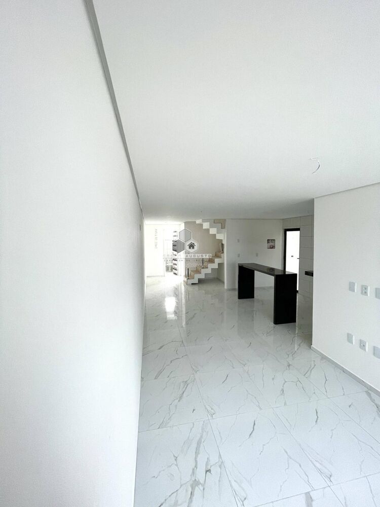 Casa, 4 quartos, 133 m² - Foto 1