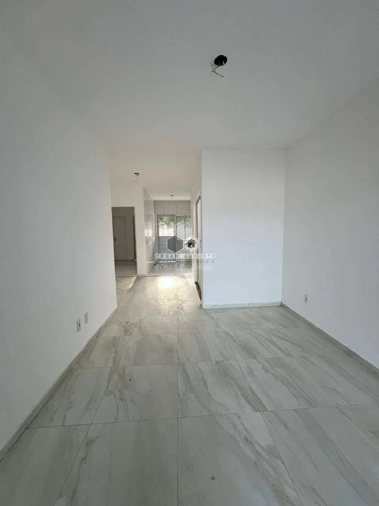 Casa, 3 quartos, 76 m² - Foto 2