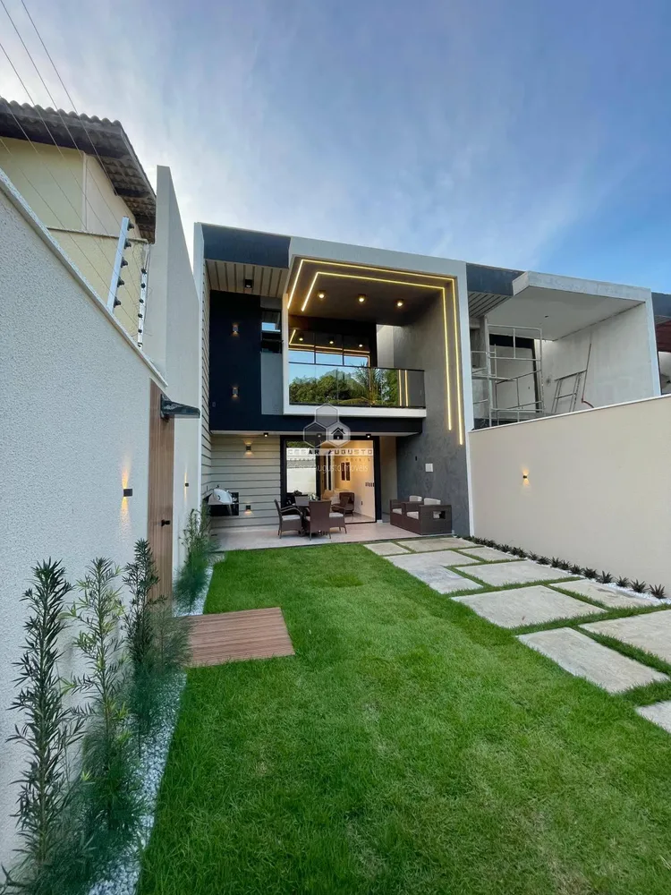 Casa, 4 quartos, 134 m² - Foto 1