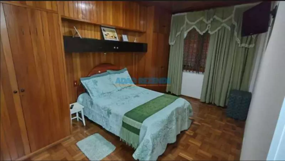 Casa, 5 quartos, 300 m² - Foto 2