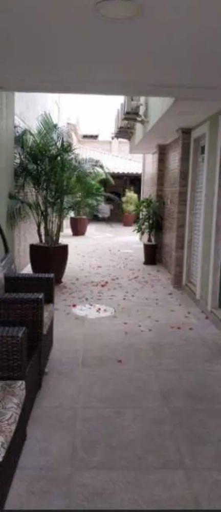 Casa, 4 quartos, 258 m² - Foto 1