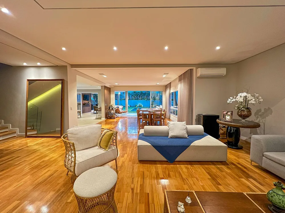 Casa, 6 quartos, 754 m² - Foto 1