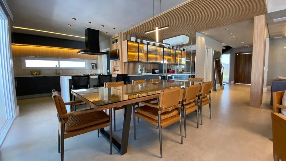 Casa, 3 quartos, 360 m² - Foto 1