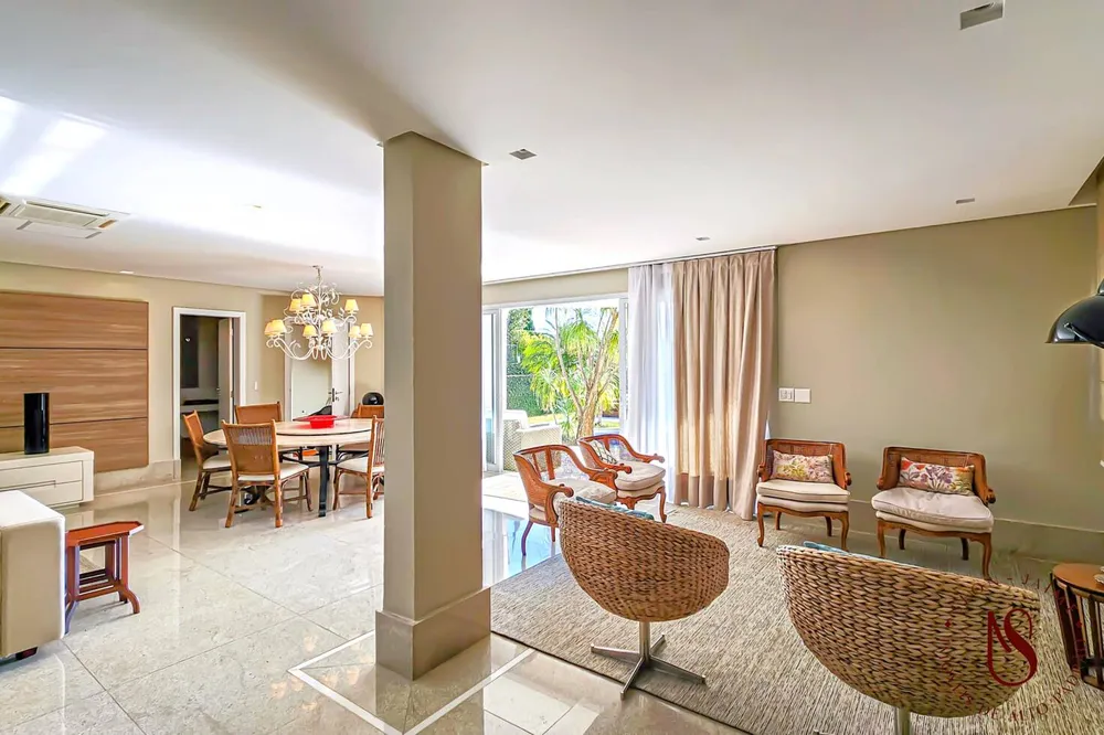 Casa, 4 quartos, 1056 m² - Foto 2