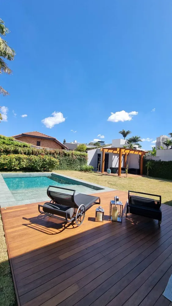 Casa, 4 quartos, 640 m² - Foto 1