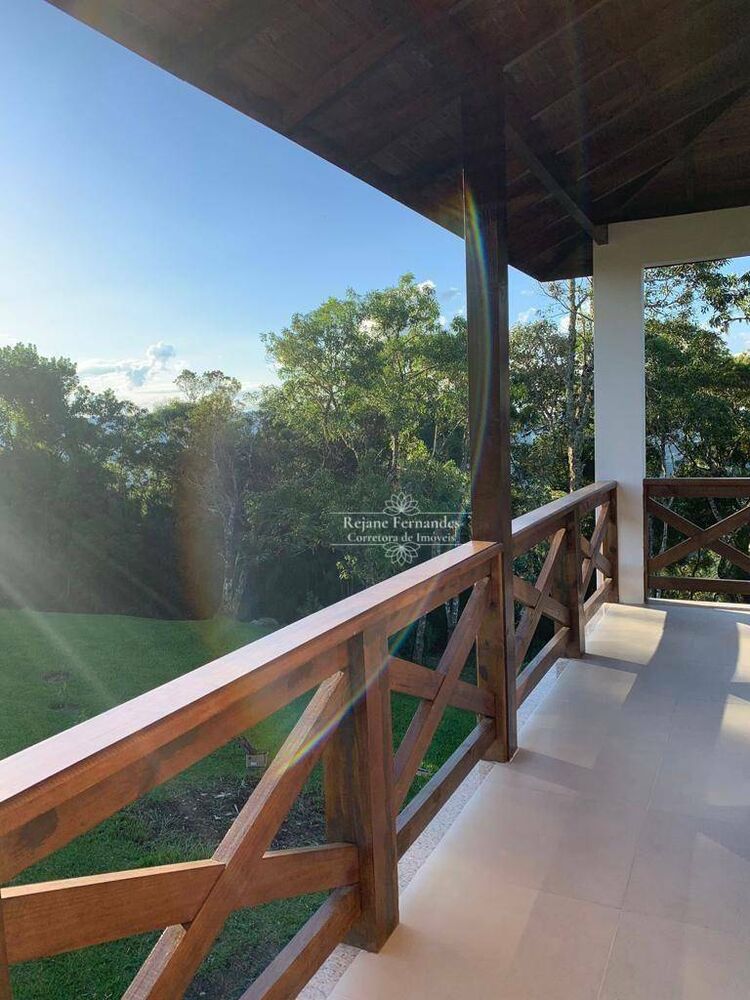 Casa de Condomínio à venda com 3 quartos, 250m² - Foto 4