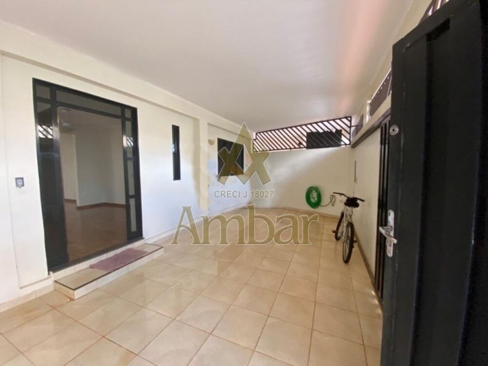 Casa à venda com 3 quartos, 187m² - Foto 2
