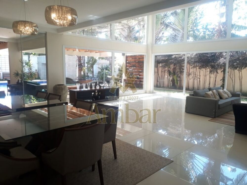 Casa de Condomínio à venda com 4 quartos, 960m² - Foto 2