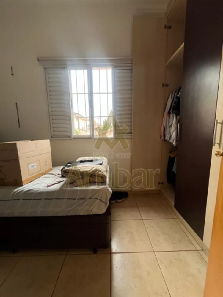 Casa de Condomínio para alugar com 3 quartos, 250m² - Foto 4