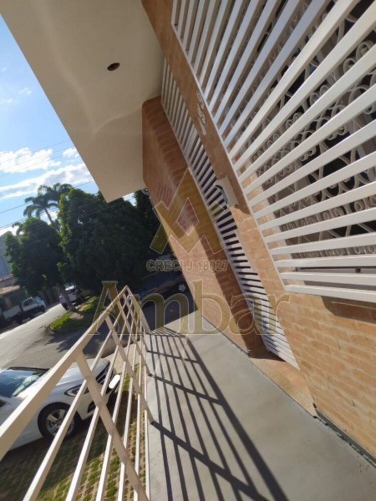 Sobrado à venda com 3 quartos, 330m² - Foto 25