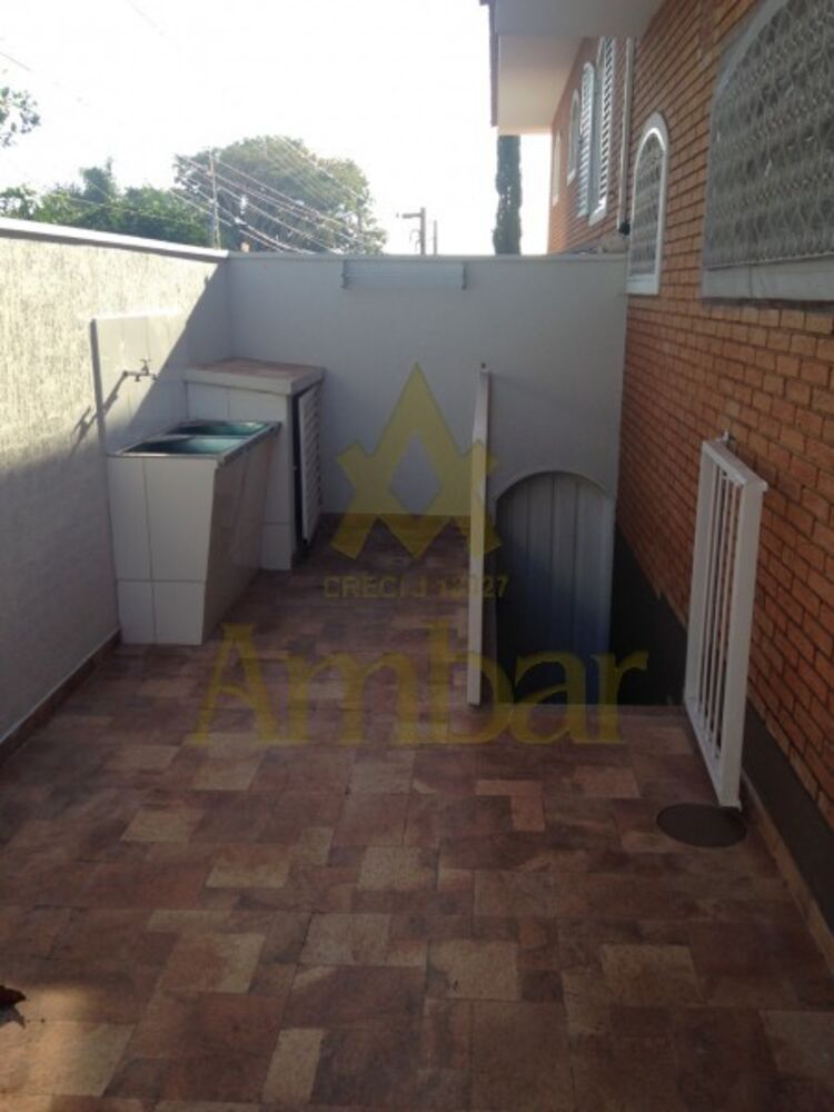 Sobrado à venda com 3 quartos, 330m² - Foto 23