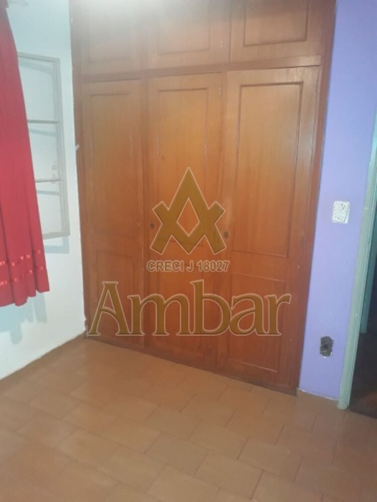 Casa à venda com 4 quartos, 207m² - Foto 2
