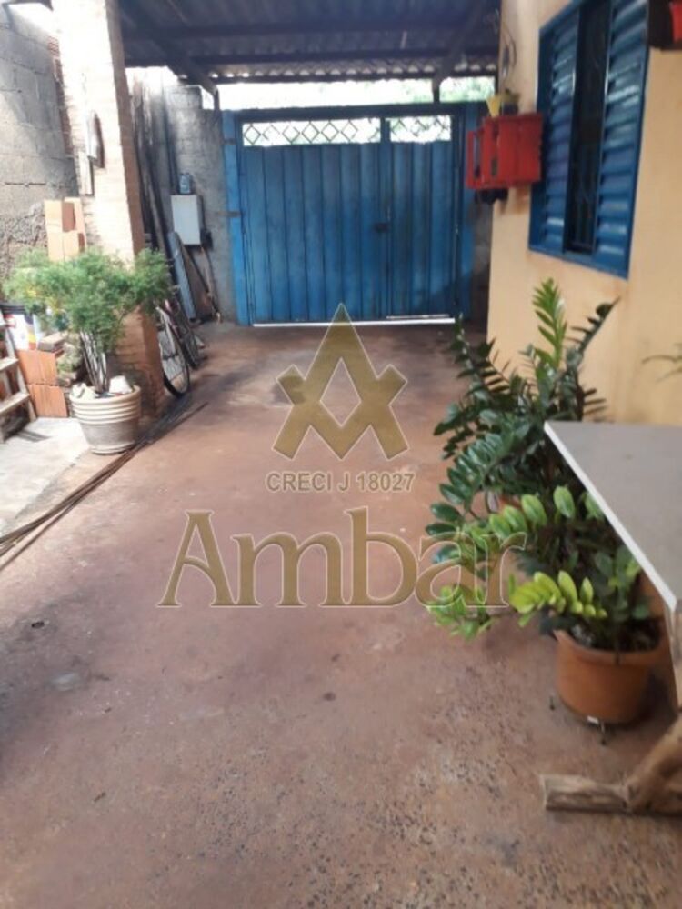 Casa à venda com 2 quartos, 140m² - Foto 1