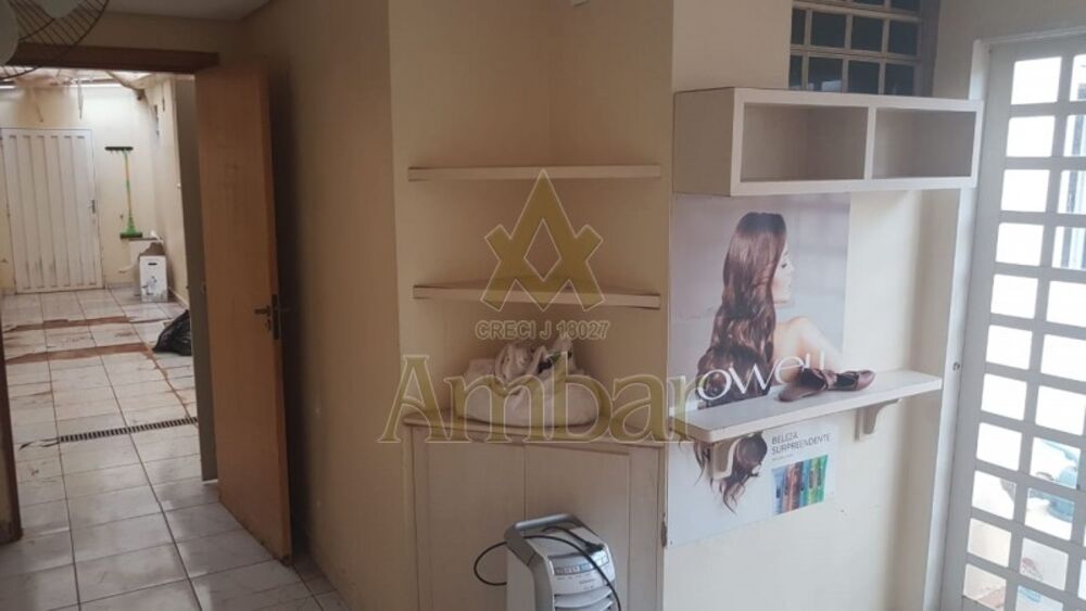 Casa para alugar com 3 quartos, 300m² - Foto 5