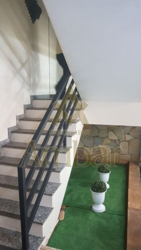 Casa para alugar com 3 quartos, 300m² - Foto 8