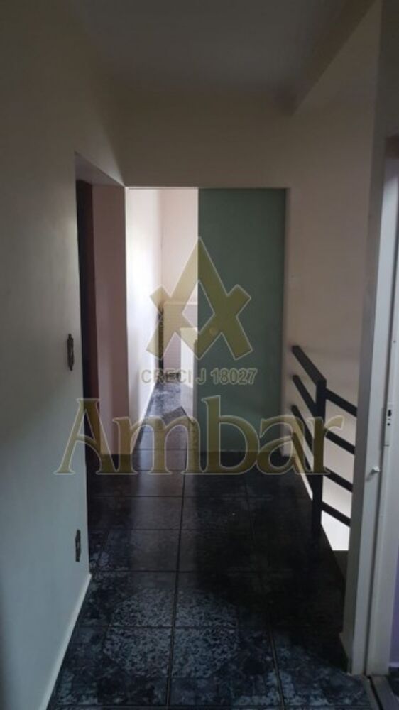 Casa para alugar com 3 quartos, 300m² - Foto 10