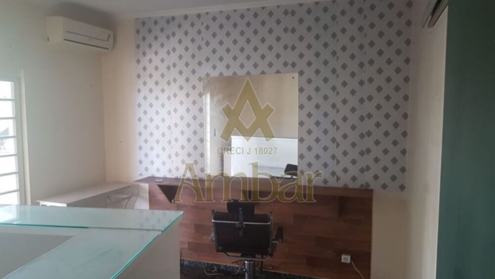 Casa para alugar com 3 quartos, 300m² - Foto 15