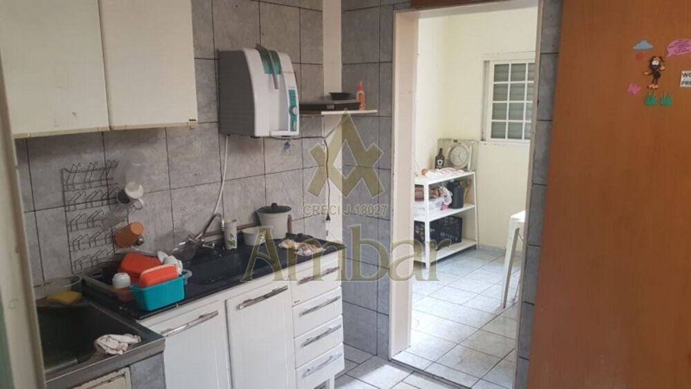 Casa para alugar com 3 quartos, 300m² - Foto 3