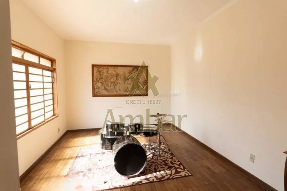 Casa à venda com 3 quartos, 175m² - Foto 4